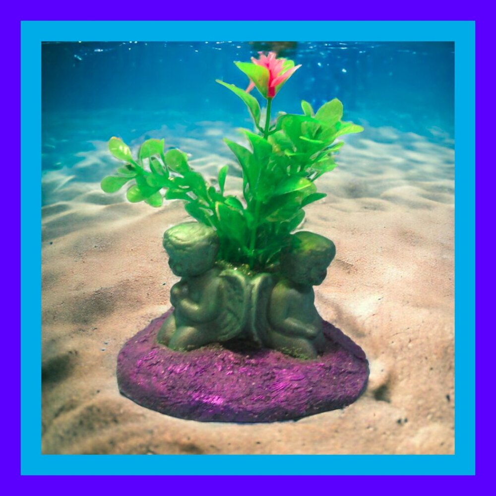 Aquarium Decoration Green Cherub Angels with Flowering Plant